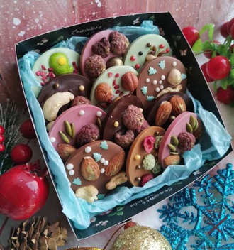 Форма для льда и шоколада Доляна «Новогодние кружочки», 29,8×17,5 см, 14 ячеек (d=5 см), цвет красный