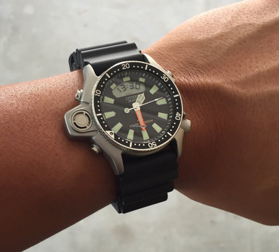 Наручные часы Citizen JP2000-08E