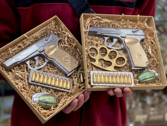 Шоколадный набор - Пистолет и Кастет Арт 4.241 Бельгийский шоколад