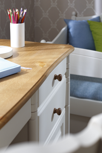 Стол письменный Айно №4 из массива сосны с ящиками и дверкой 113 Х 62,5 Х 75 СМ