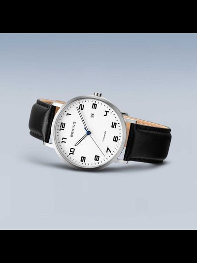 Наручные часы Bering 18640-404