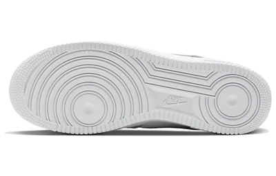 заказать осенние светлые Кроссовки Nike Air Force 1 07 Light Smoke Grey White мужские FD9763-101