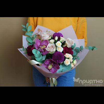 Букет цветов на 8 марта № 706