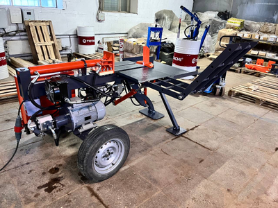 Дровокол "Захарыч"гидравлический с электродвигателем, 6 т , 5,5 Квт, от