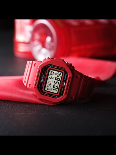 Часы Casio G-Shock DW-5600EP-4