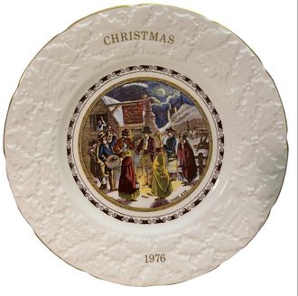 Рождественская тарелка 1976г. Coalport