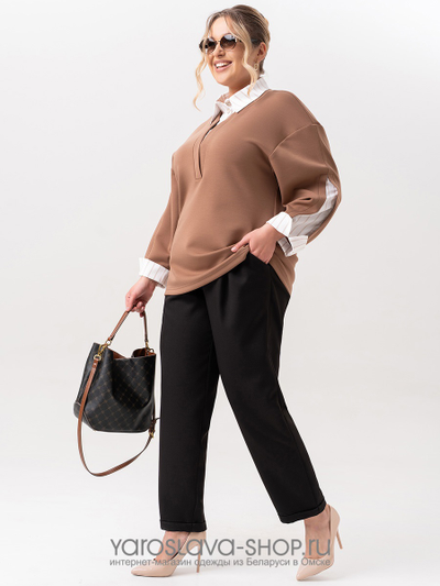 Женский трикотажный комплект: бежевый свитшот и черные брюки 66