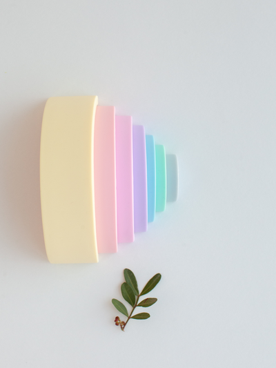 Пирамидка - прорезыватель из пищевого силикона Радуга пастельная