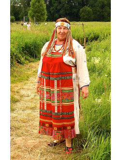 Русский народный женский костюм "Славянка"