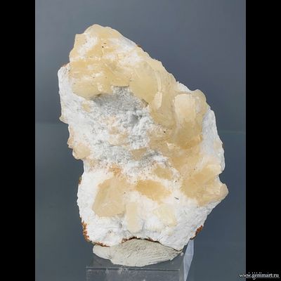 Стильбит на морденит. Индия. 50*35*20мм