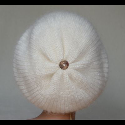 Модный женский берет зима 2020 Vizio Италия 6464 белый