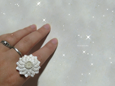 Перламутровое кольцо "Рассветный Цветок"