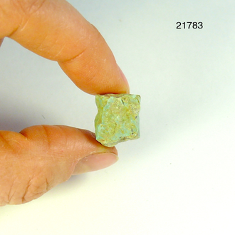 Бирюза натуральная (необработанная) Казахстан арт.21783: 3,2г - 14*12*12мм