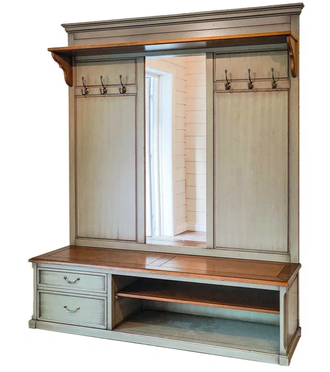 Вешалка для прихожей с зеркалом и напольной тумбой.