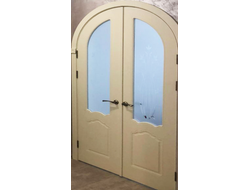 Двустворчатая  арочная дверь PR38  со стеклом
