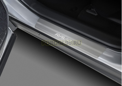 Накладки на пороги для Toyota RAV4 2019-