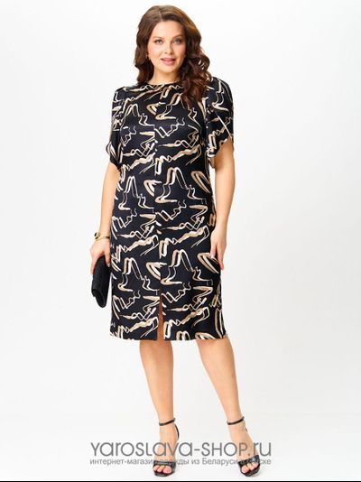 Женское платье прямого силуэта с абстрактным принтом