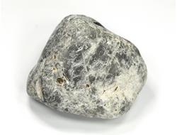 Гакманит (Содалит), светится в УФ, Россия, Мурманская обл. (32*31*24 мм, вес: 35 г) №26772