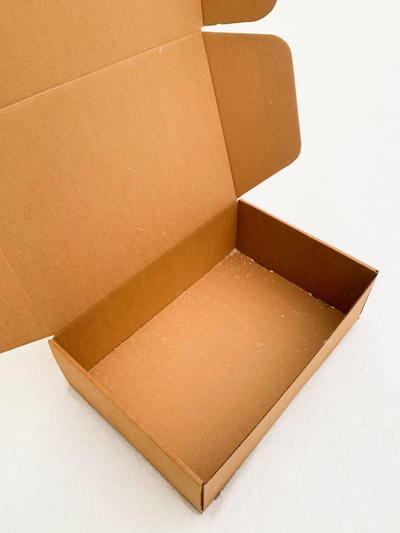 5 подарочных коробок КРАФТ (размер 37х26х12 см)