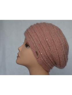 rozoviy-zhenskiy-beret-s-payetkami-vizio-6720