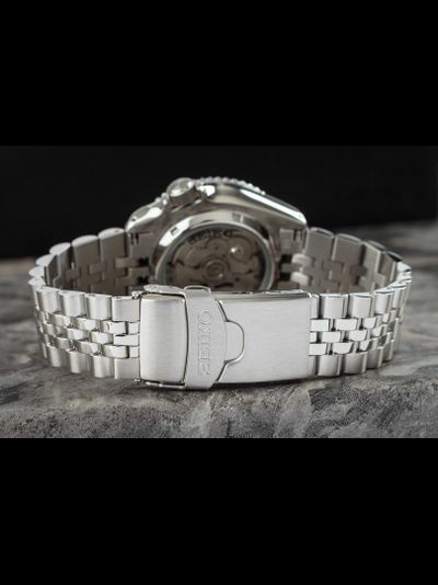 Наручные часы Seiko SSK001K1