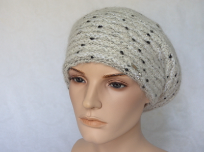 Вязаный итальянский берет из мохера и альпака фото беретов Италии визио