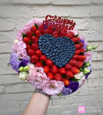 Клубничный букет № 40