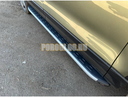 Пороги алюминиевые с пластиковой накладкой (карбон серебро) 2020 мм ТСС для Rox 01 2024-