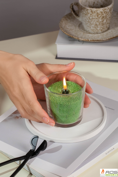 Насыпная свеча "Радость" 7*7 см, цвет "Зелёный"