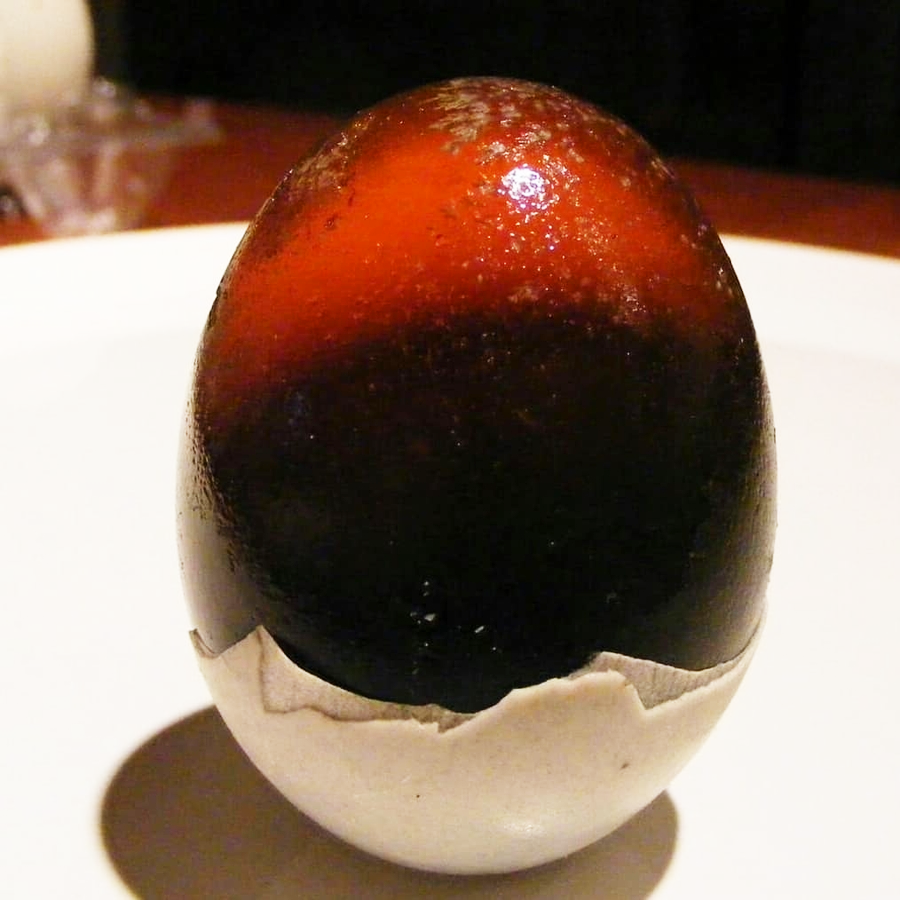 Фототяйцо оплод фонариком. Тухлое яйцо в инкубаторе. Тухлое яйцо в инкубаторе. Надрамочный инкубатор маточников. Овоскопирование перепелиных.