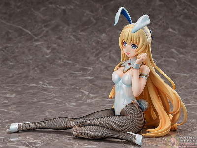 Фигурка 1/4 Жрица (Onna Shinkan Bunny Ver.)