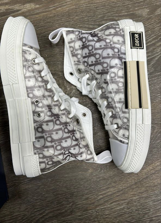 Converse Dior