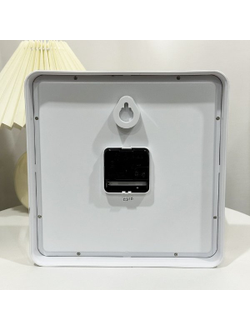 Настенные часы Casio IQ-06-7