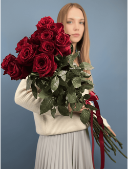 11 эквадорских роз 80 см (цвет на выбор)