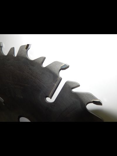 Пилы дисковые 350х50х18z+18+4  (2.5/4) WST с твердосплавными напайками и подрезными ножами