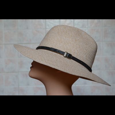 Шляпа бежевая Италия Стефания Майороли