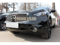 Защита радиатора Infiniti FX37 II 2012-2013/QX70 2013-... black верх с вырезом под камеру PREMIUM