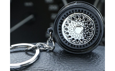 Брелок «Диск D-8» металл, хром/чёрный