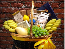 Подарочная корзина с фруктами