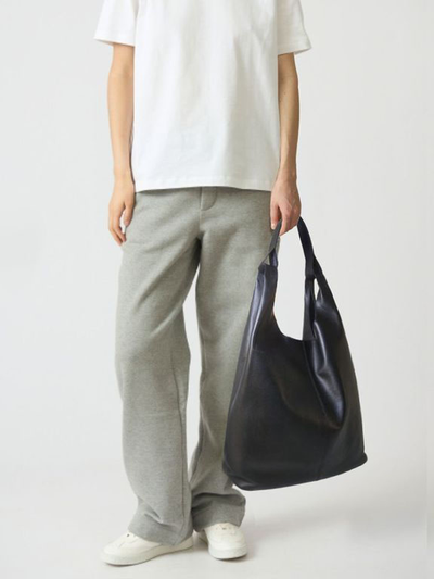 (АРТИКУЛ: 9969/1/8) СУМКА-МЕШОК ЖЕНСКАЯ, БОЛЬШАЯ, НАТУРАЛЬНАЯ КОЖА, ЧЕРНАЯ, БЕЗ ПОДКЛАДКИ, С МЕШКОМ-ВСТАВКОЙ ВНУТРИ, ЧЕРЕЗ ПЛЕЧО *