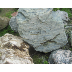 Камни валуны для ландшафта