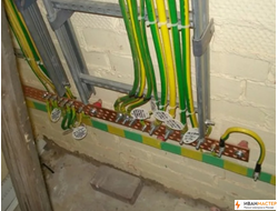 Монтаж внутреннего контура заземления частного дома ИВАНМАСТЕР