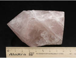 Розовый кварц, полировка частичная, верхушка в форме кристалла, Бразилия (82*55*45 мм, 289 г) №37981