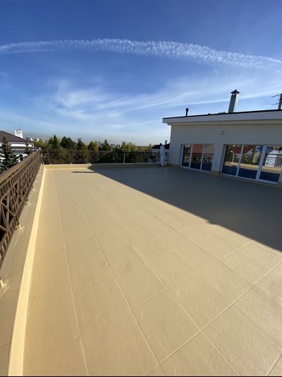 Гидроизоляция кровли полимочевиной