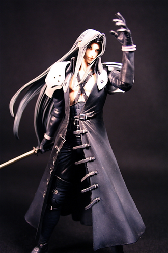 Final Fantasy VII Advent Children Play Arts Action Figure No.3 — Sephiroth