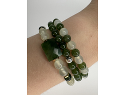 Браслеты из нефрита, разные виды