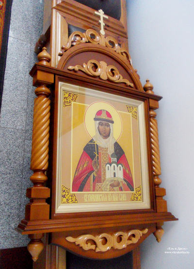 Резной подвесной киот