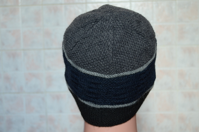 shapka-muzhskaya-raznocvetnaya-vizio-italiya-kupit-zima-2017