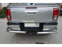 Защита заднего бампера "уголки" большая d76/42 для Toyota Hilux 2018-