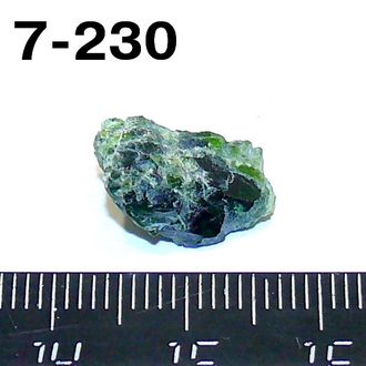 Хромдиопсид натуральный (необработанный) №7-230: 1,2 - 14*7*7мм